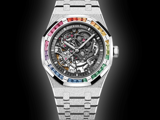 Plain watch
