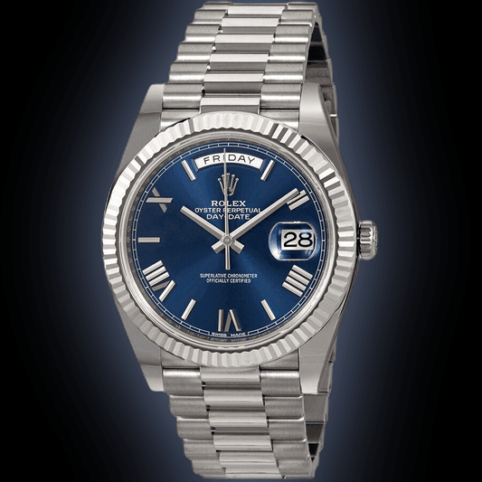 Plain watch